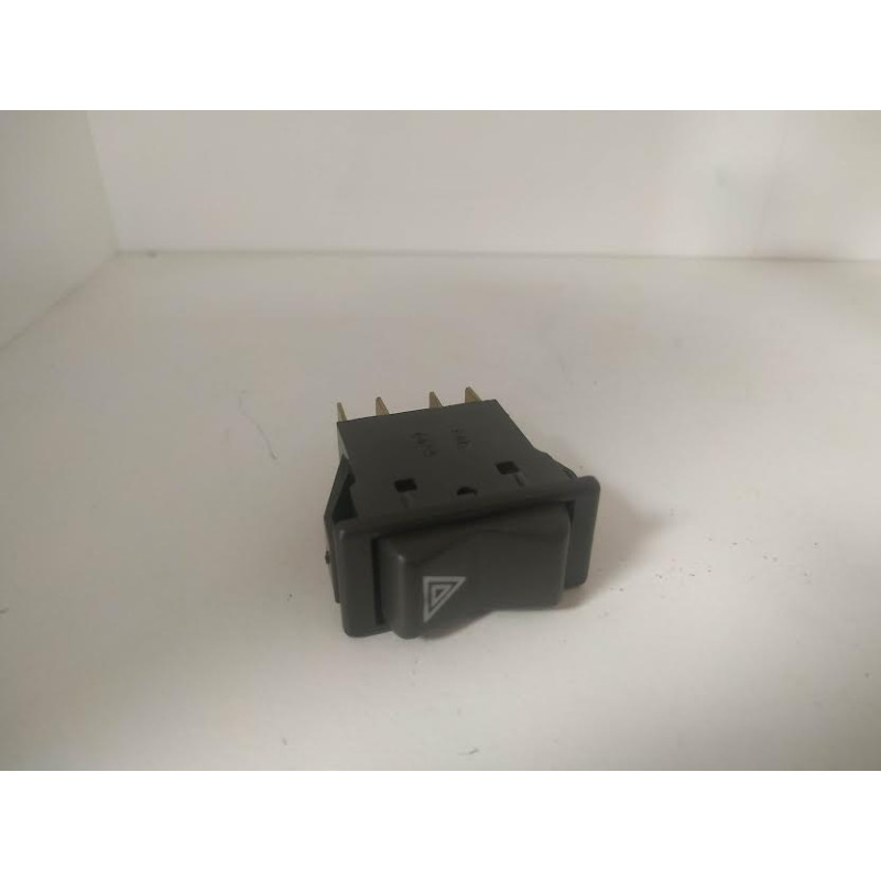 INTERRUPTOR EMERGENCIA SUZUKI SAMURAI SJ413 SSIN5B